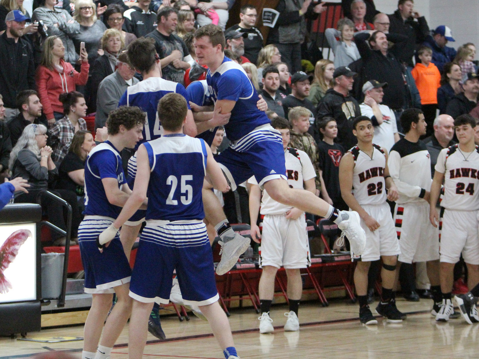 McDonell boys basketball at Owen-Withee 3-3-18
